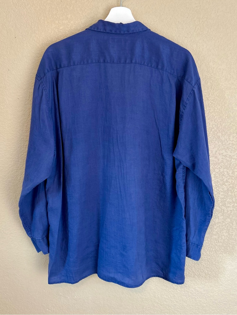 Classic 100% Linen Button-Down Blouse in Royal Blue Classic Ann Taylor Old Money - Picture 5 of 8